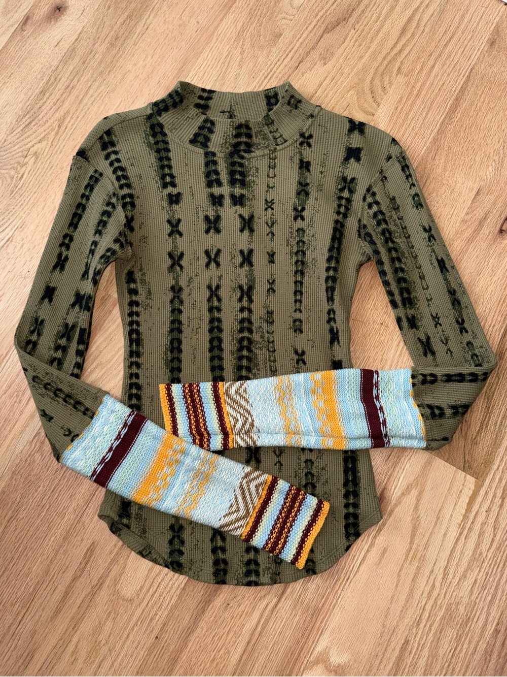 Free People 100% Cotton Wonderful Swit Olive Green Crochet Woven Cuff Thermal S
